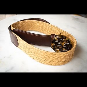 Tory Burch logo belt, tortoise shell